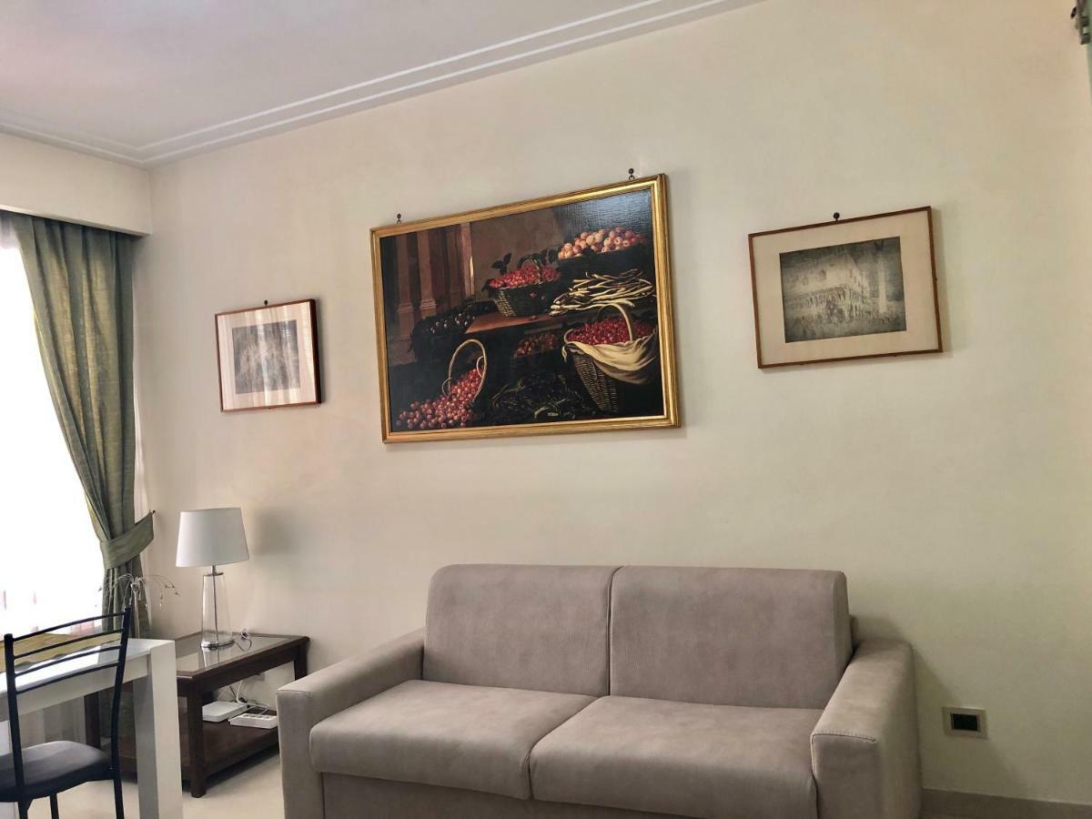 Visconti Apartment. โรม ภายนอก รูปภาพ